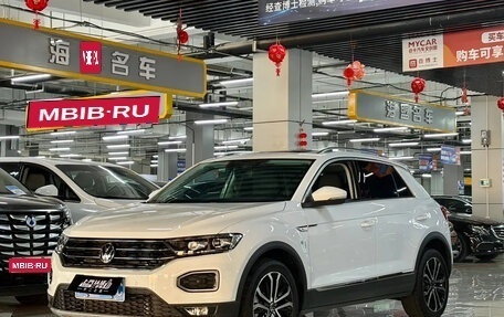 Volkswagen T-Roc I, 2022 год, 1 500 000 рублей, 1 фотография