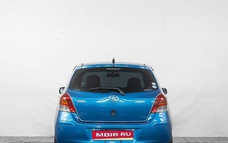Toyota Vitz, 2009 год, 679 000 рублей, 6 фотография