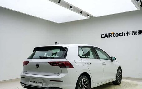 Volkswagen Golf VIII, 2021 год, 18 фотография