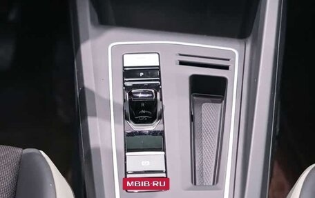 Volkswagen Golf VIII, 2021 год, 24 фотография