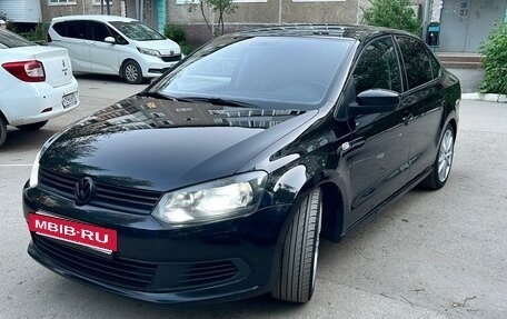 Volkswagen Polo VI (EU Market), 2013 год, 685 000 рублей, 2 фотография