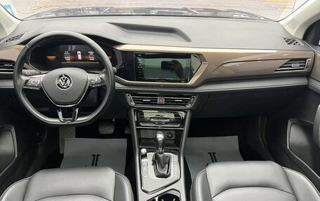 Volkswagen Tharu, 2022 год, 1 800 000 рублей, 16 фотография