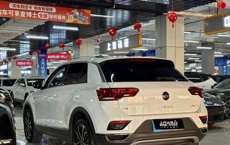 Volkswagen T-Roc I, 2022 год, 1 500 000 рублей, 4 фотография