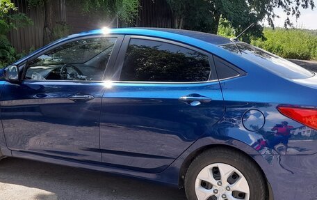Hyundai Solaris II рестайлинг, 2015 год, 1 155 000 рублей, 15 фотография