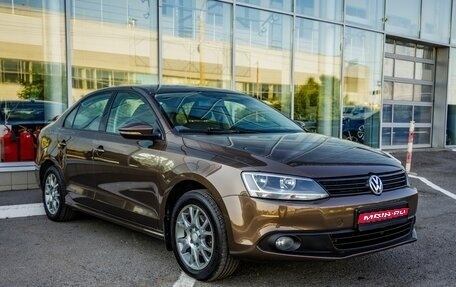 Volkswagen Jetta VI, 2011 год, 828 000 рублей, 1 фотография