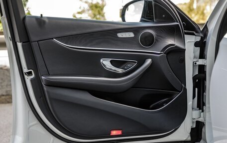 Mercedes-Benz E-Класс, 2017 год, 2 528 000 рублей, 29 фотография
