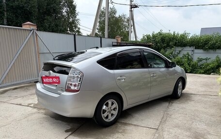 Toyota Prius, 2009 год, 720 000 рублей, 3 фотография