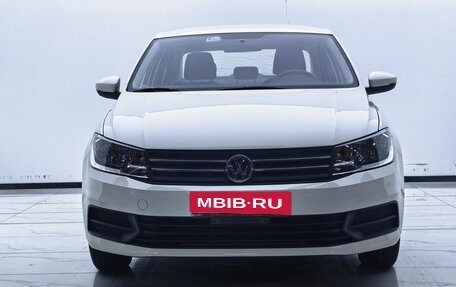 Volkswagen Santana, 2022 год, 880 000 рублей, 2 фотография
