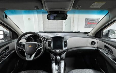 Chevrolet Cruze II, 2010 год, 650 000 рублей, 11 фотография