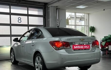 Chevrolet Cruze II, 2010 год, 650 000 рублей, 9 фотография