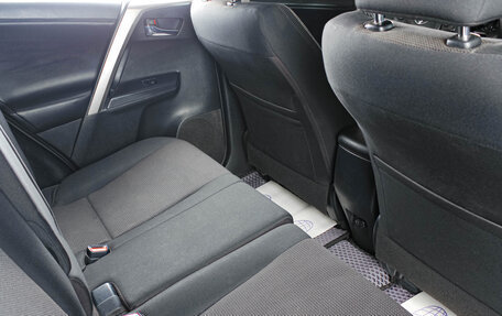 Toyota RAV4, 2019 год, 2 599 000 рублей, 10 фотография