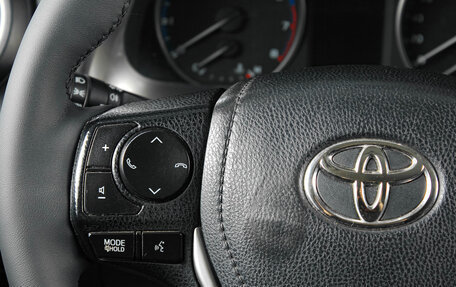 Toyota RAV4, 2019 год, 2 599 000 рублей, 15 фотография