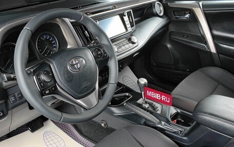 Toyota RAV4, 2019 год, 2 599 000 рублей, 8 фотография