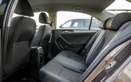 Volkswagen Jetta VI, 2011 год, 828 000 рублей, 30 фотография