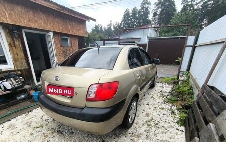KIA Rio II, 2007 год, 400 000 рублей, 11 фотография