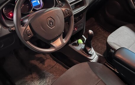 Renault Sandero II рестайлинг, 2016 год, 500 000 рублей, 28 фотография
