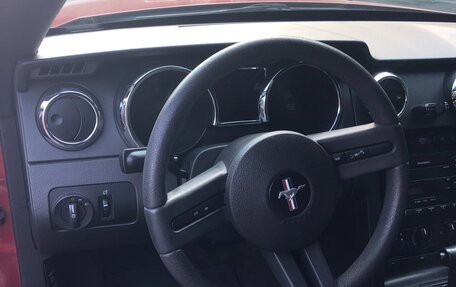 Ford Mustang VI рестайлинг, 2005 год, 3 000 000 рублей, 15 фотография