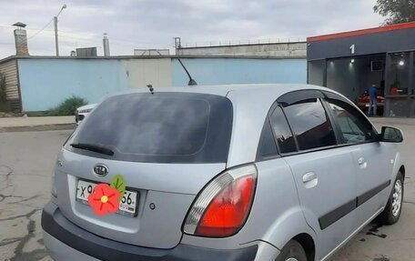 KIA Rio II, 2006 год, 400 000 рублей, 5 фотография