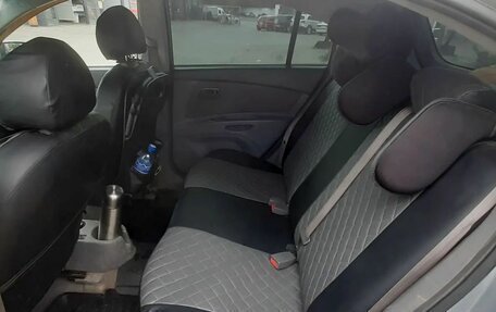 KIA Rio II, 2006 год, 400 000 рублей, 6 фотография