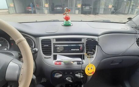 KIA Rio II, 2006 год, 400 000 рублей, 2 фотография