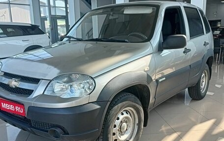 Chevrolet Niva I рестайлинг, 2013 год, 429 000 рублей, 1 фотография