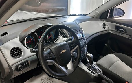 Chevrolet Cruze II, 2012 год, 747 000 рублей, 10 фотография