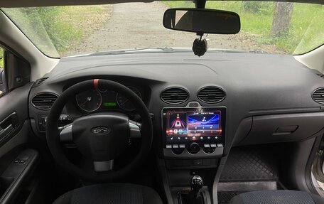 Ford Focus II рестайлинг, 2006 год, 375 000 рублей, 2 фотография