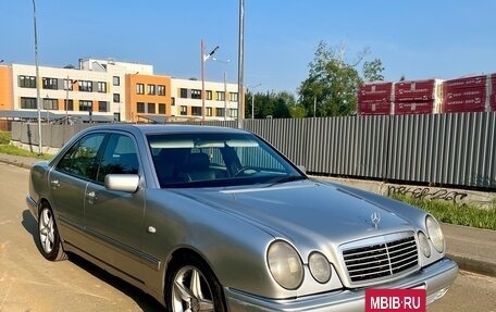 Mercedes-Benz E-Класс, 1998 год, 330 000 рублей, 5 фотография