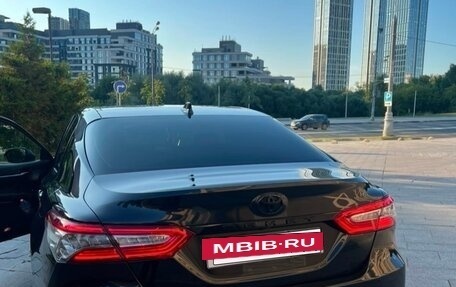 Toyota Camry, 2023 год, 2 950 000 рублей, 8 фотография