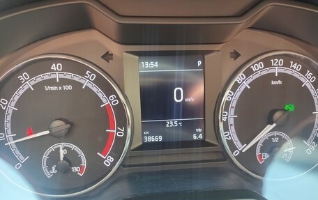 Skoda Octavia, 2020 год, 2 000 000 рублей, 10 фотография