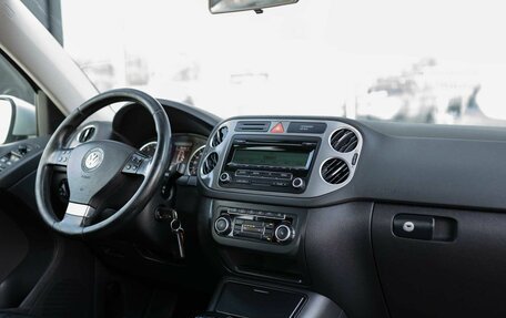Volkswagen Tiguan I, 2010 год, 1 300 000 рублей, 10 фотография