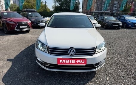 Volkswagen Passat B7, 2012 год, 1 080 000 рублей, 2 фотография