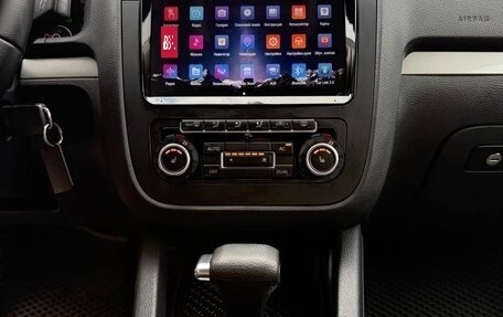 Volkswagen Jetta VI, 2010 год, 749 000 рублей, 10 фотография