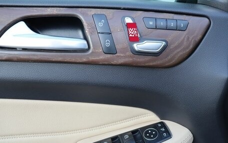 Mercedes-Benz GLS, 2016 год, 3 999 000 рублей, 11 фотография