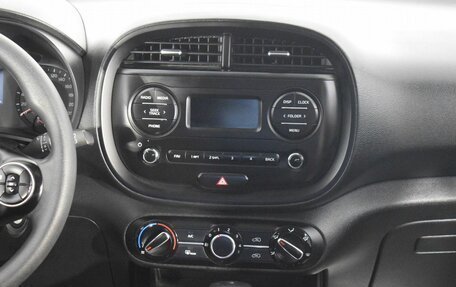 KIA Soul III, 2022 год, 1 800 000 рублей, 13 фотография