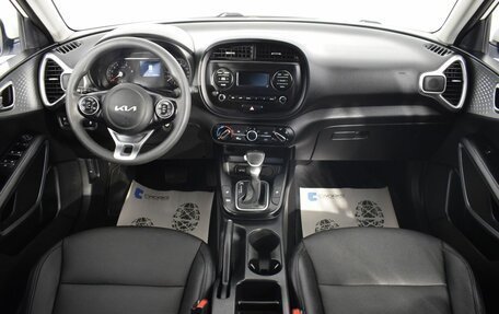KIA Soul III, 2022 год, 1 800 000 рублей, 10 фотография
