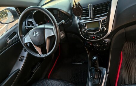 Hyundai Solaris II рестайлинг, 2015 год, 600 000 рублей, 6 фотография