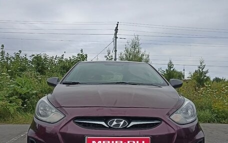 Hyundai Solaris II рестайлинг, 2012 год, 777 000 рублей, 1 фотография