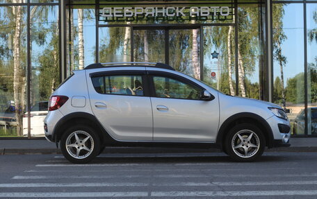 Renault Sandero II рестайлинг, 2016 год, 1 080 000 рублей, 4 фотография