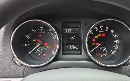 Skoda Yeti I рестайлинг, 2017 год, 1 600 000 рублей, 14 фотография