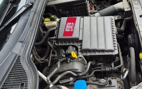 Skoda Yeti I рестайлинг, 2017 год, 1 600 000 рублей, 22 фотография