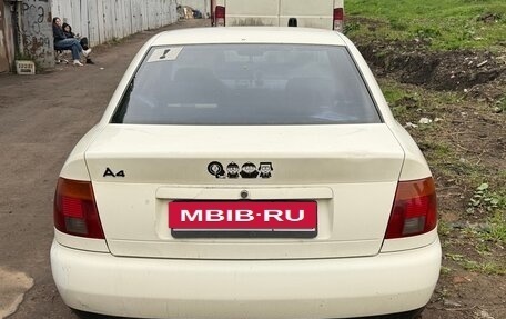 Audi A4, 1995 год, 210 000 рублей, 2 фотография