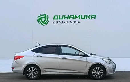 Hyundai Solaris II рестайлинг, 2011 год, 555 000 рублей, 4 фотография