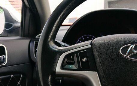 Hyundai Solaris II рестайлинг, 2011 год, 555 000 рублей, 14 фотография