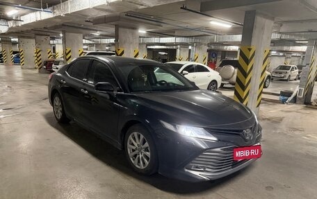 Toyota Camry, 2019 год, 2 800 000 рублей, 2 фотография