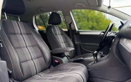 Volkswagen Golf VI, 2012 год, 899 999 рублей, 12 фотография
