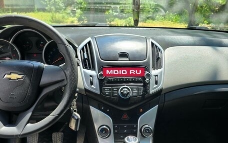 Chevrolet Cruze II, 2013 год, 719 000 рублей, 10 фотография