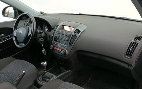 KIA cee'd I рестайлинг, 2008 год, 699 000 рублей, 9 фотография