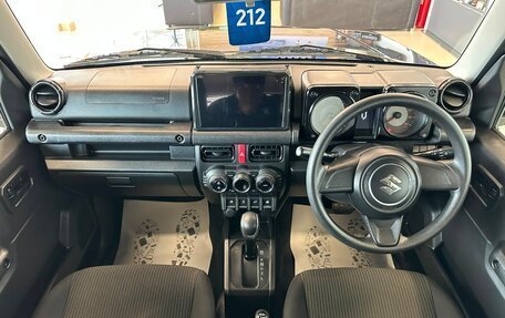 Suzuki Jimny, 2018 год, 1 839 000 рублей, 17 фотография