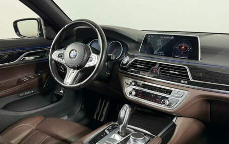 BMW 7 серия, 2018 год, 3 599 000 рублей, 14 фотография
